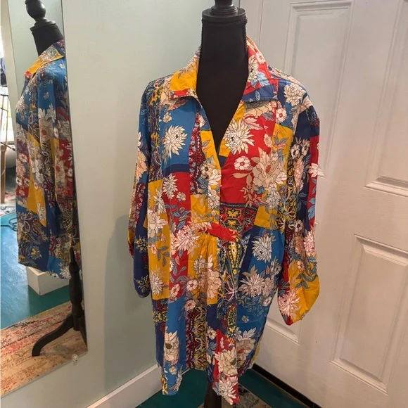 Ruby Rd. Colorful Floral Patchwork Tunic Top - Picture 1 of 4